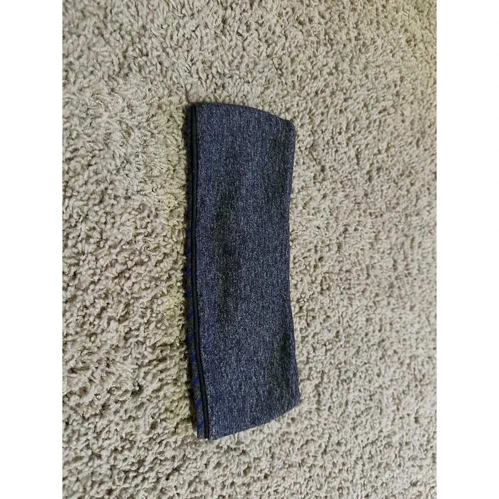 Lululemon Headband Heathered Gray/Black Reversible Running Yoga Sporty Logo.